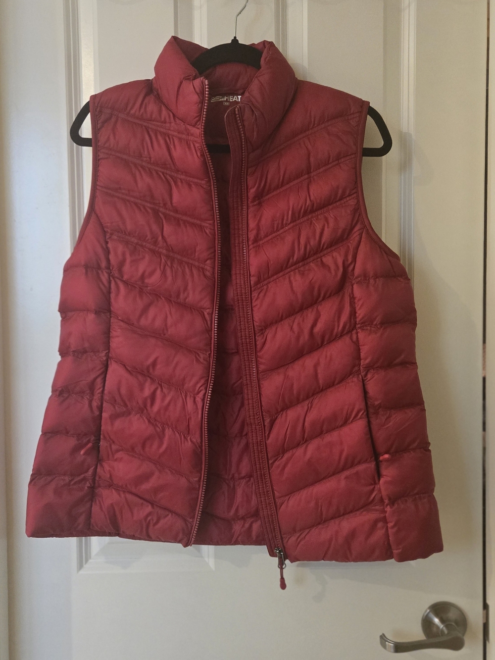 32 Degrees Women's Red Quilted Puffer Vest